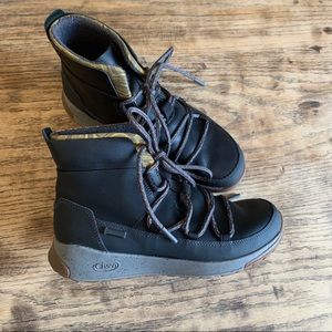 COPY - Chaco Women's BOREALIS PEAK WP Boot Size 7